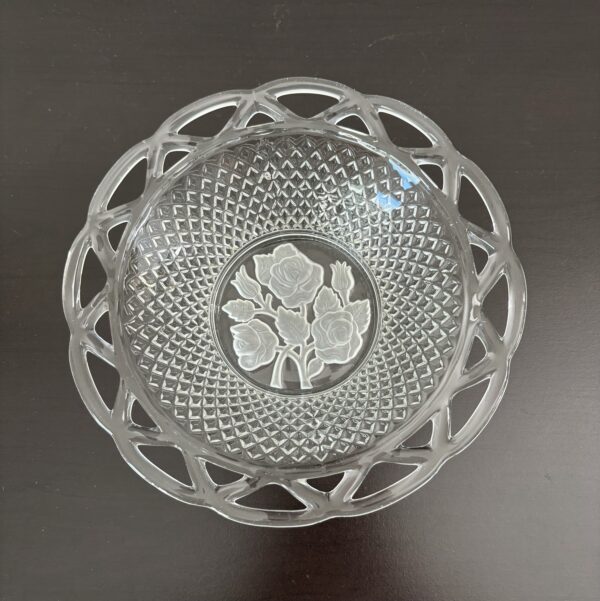 Vintage Imperial glass 8” bowl