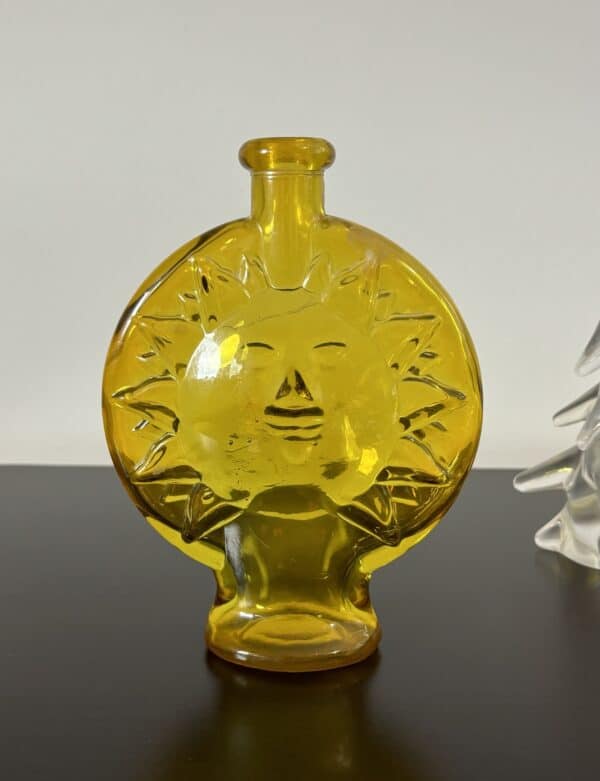 70s Sun face yellow glass bottle - Image 3