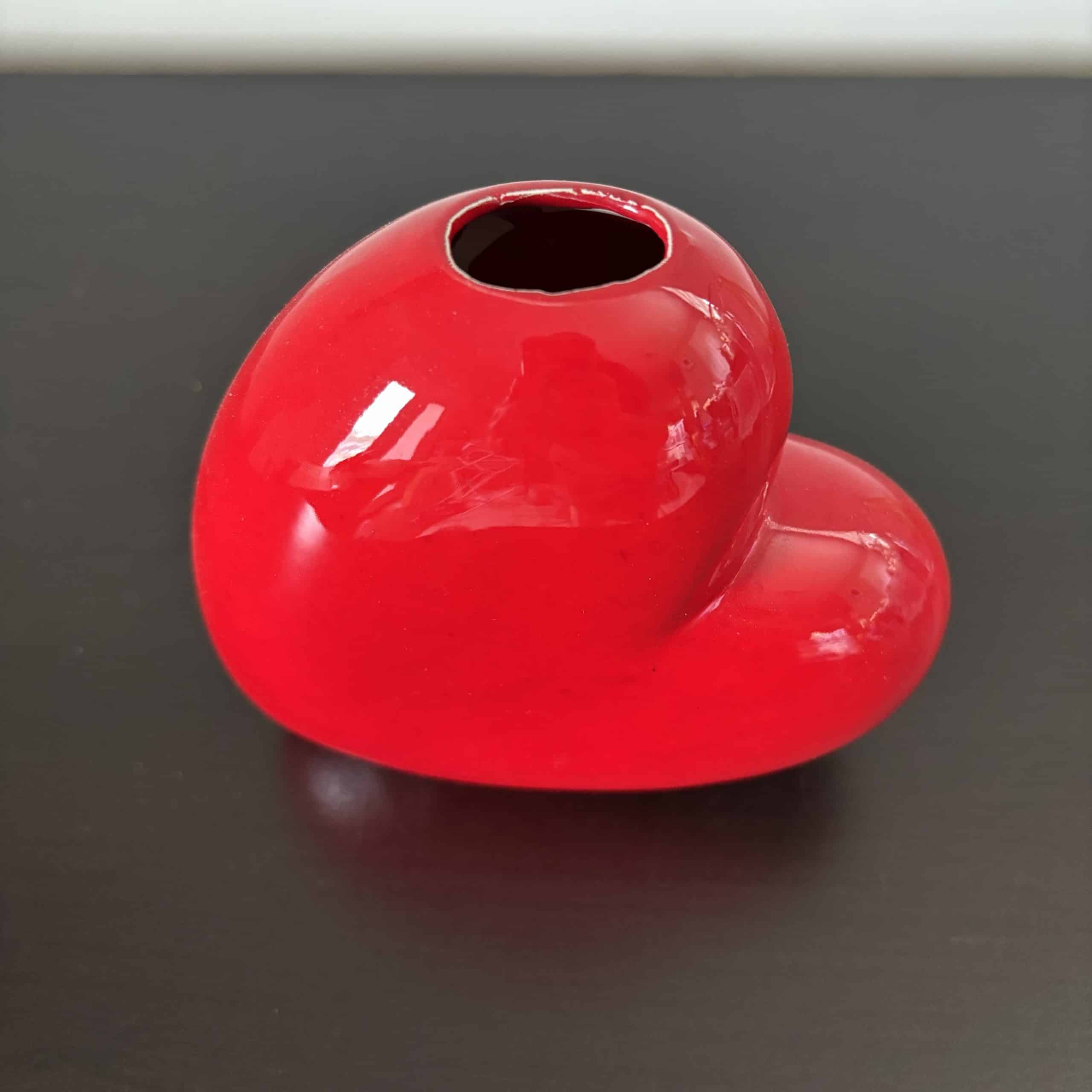 Vintage ceramic Red heart shaped vase 5” 5 Vintage ceramic Red heart shaped vase 5” - Image 3