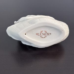 Vintage Lenox Swan 24K Gold Porcelain Place Card holder 11 img 3029