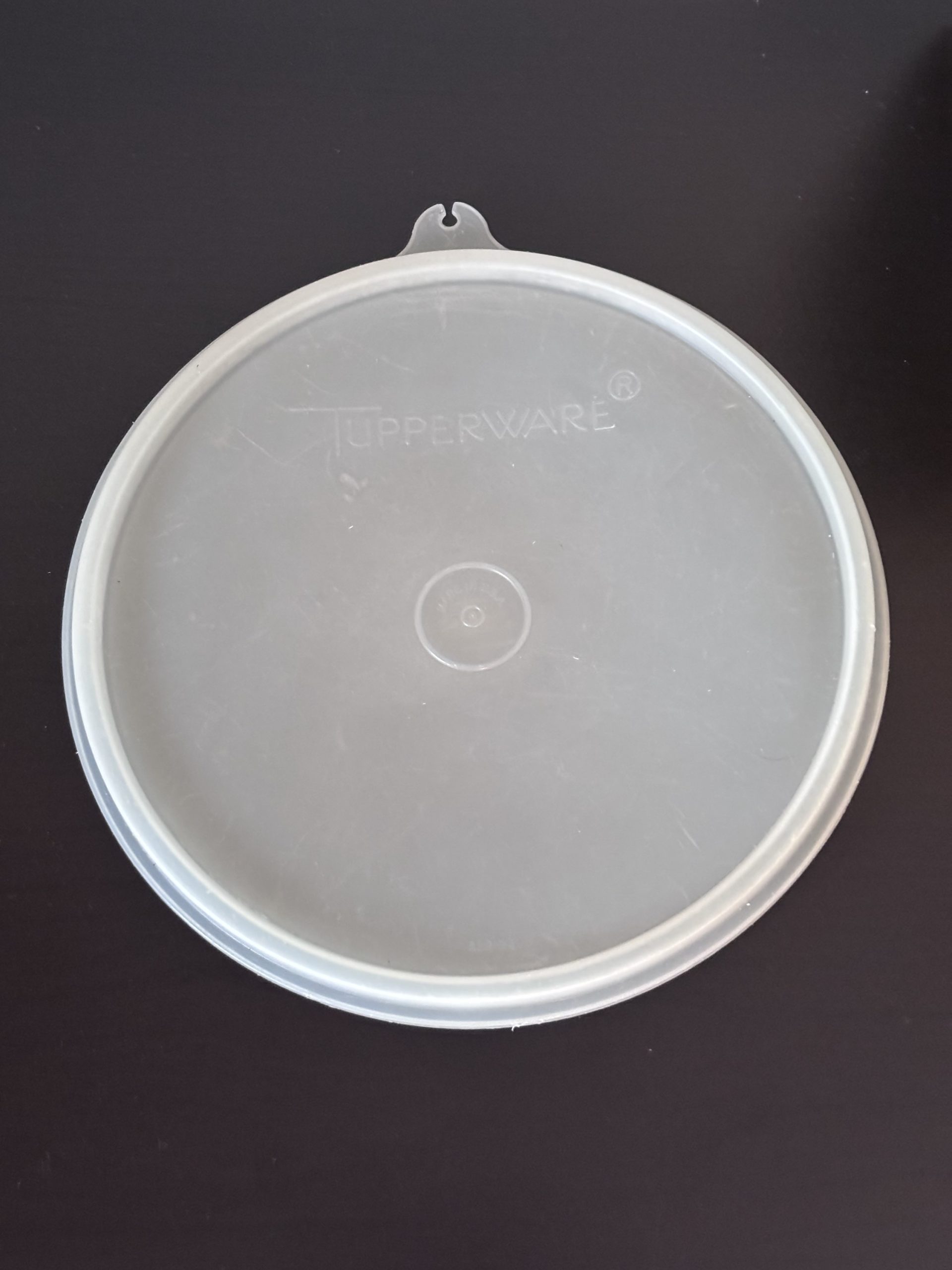 Tupperware replacement lid only 3 Tupperware replacement lid only
