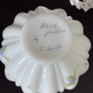 Vintage Fenton Petite Fleur 5” vase 7 img 3536