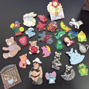 Retro lot of magnets