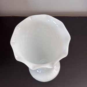 Vintage Anchor Hocking trumpet vase 8 img 3800